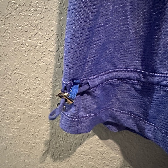 Lululemon 2 in 1 Loose Tank w Built in Bra - Periwinkle - Picture 4 of 4